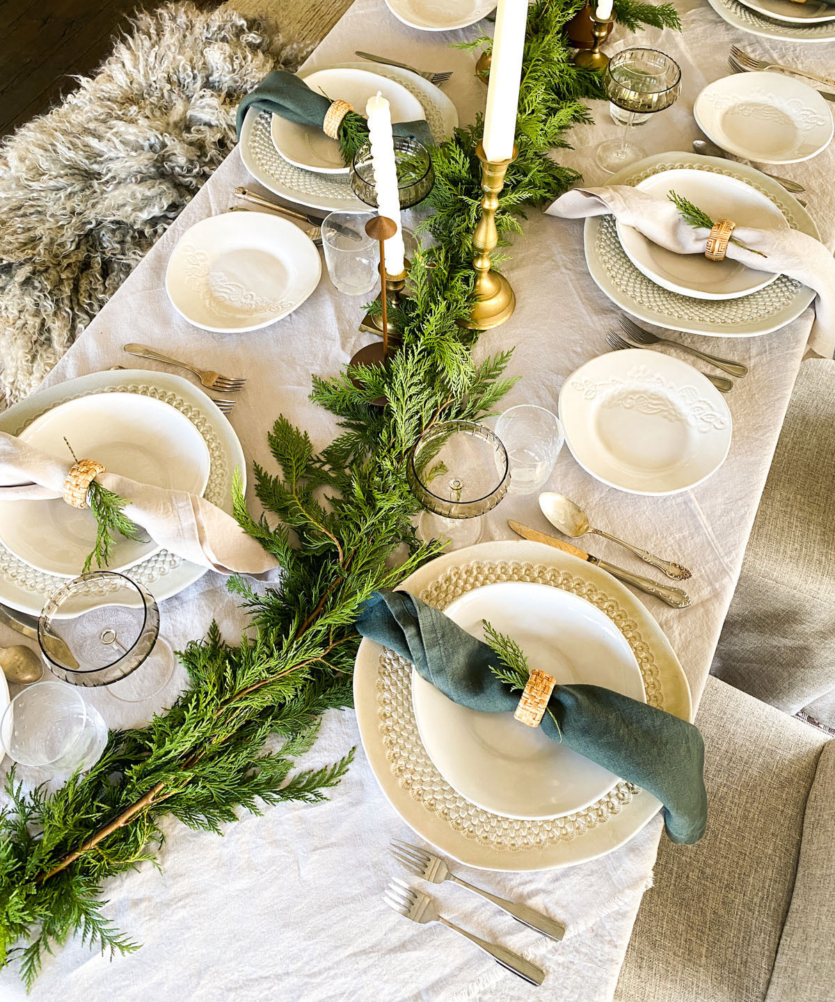 The Stone Jug Holiday Linen Collection