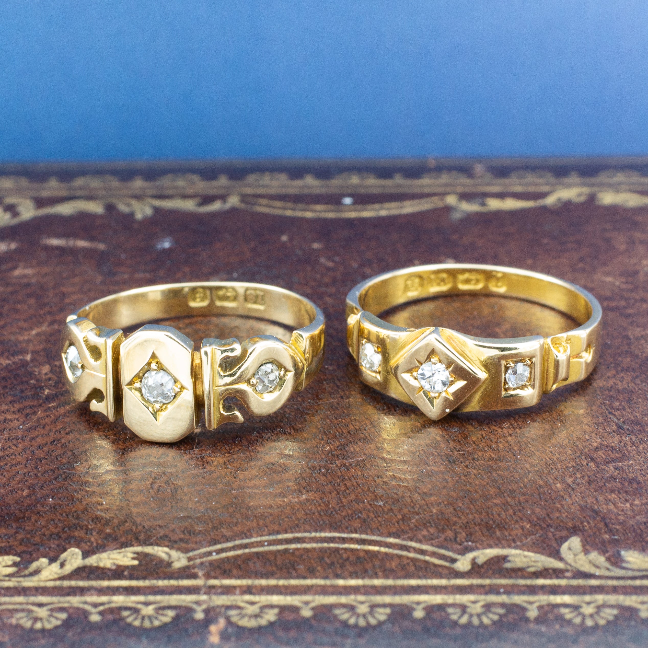 Vergelijking De tennis Antieke ringen – The Antique Ring Shop