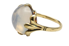 Vintage cabochon moonstone ring in 14 carat gold