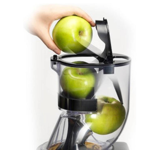 Kuvings-CS600-Commercial-Juicer-Silver-CS600-apples