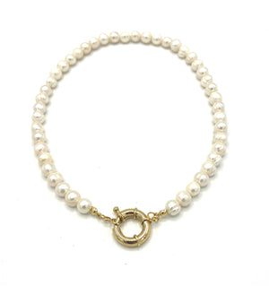 CLASSIC PEARL CLASP NECKLACE - Lenozella