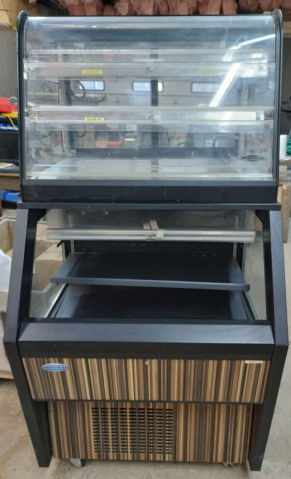 Federal Industries Heated Commercial Display Case Model CH3628SSD - USED