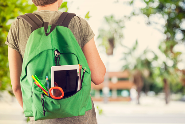 Müssen Sie beim Tragen eines Rucksacks sein Gewicht reduzieren, um Rückenschmerzen zu verursachen?