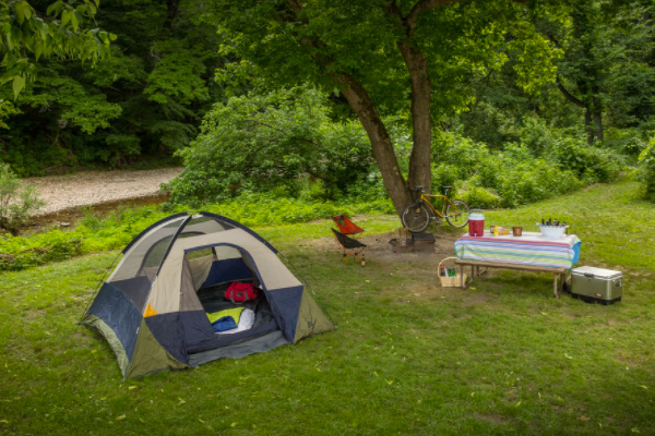 What should you pack when camping for the first time?