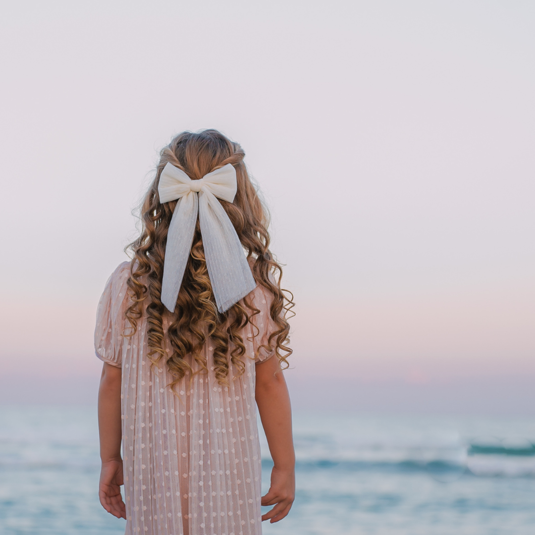 Sheer Lace Medium Bow Clip