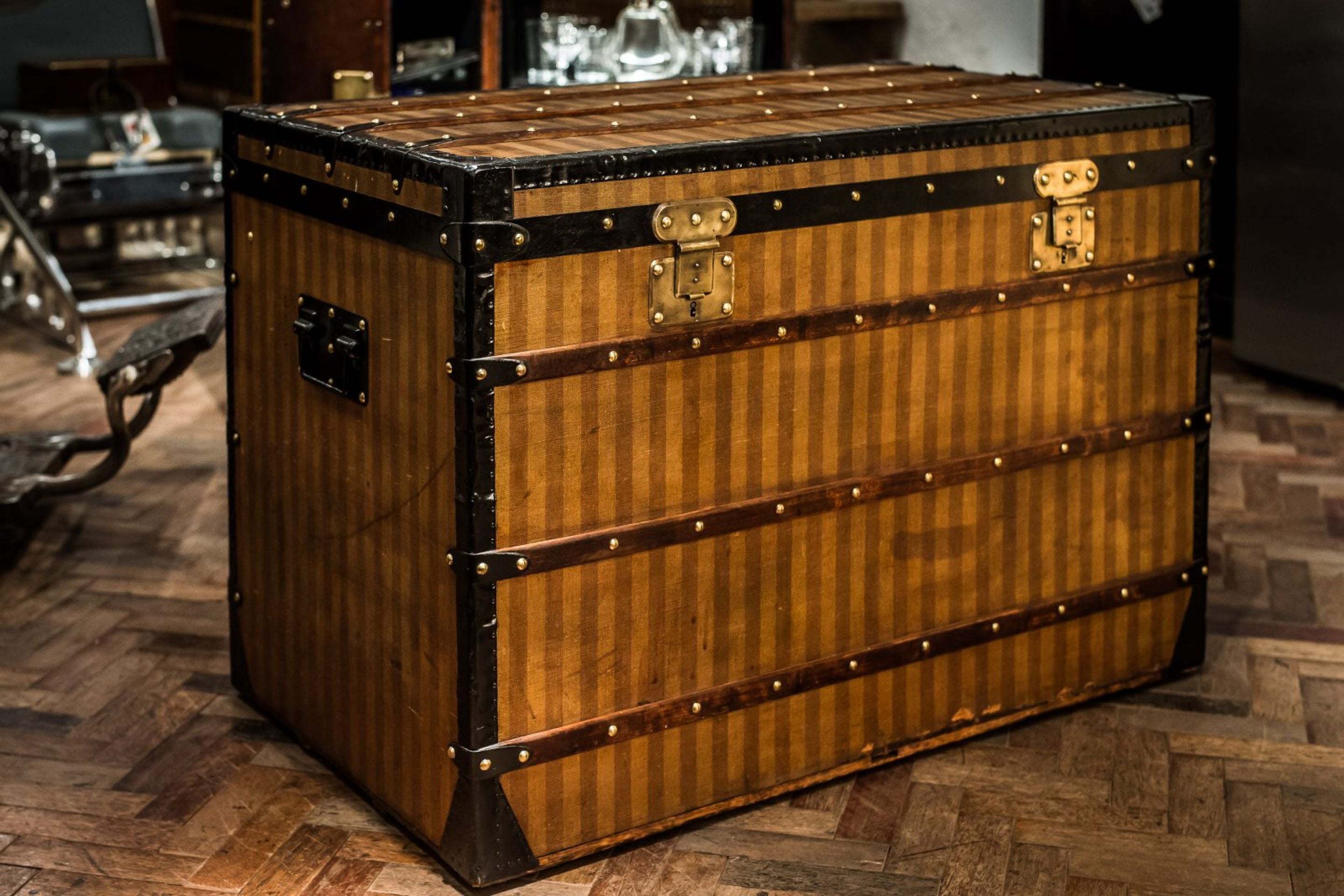 1880s Rayee Stripe Louis Vuitton Steamer Trunk