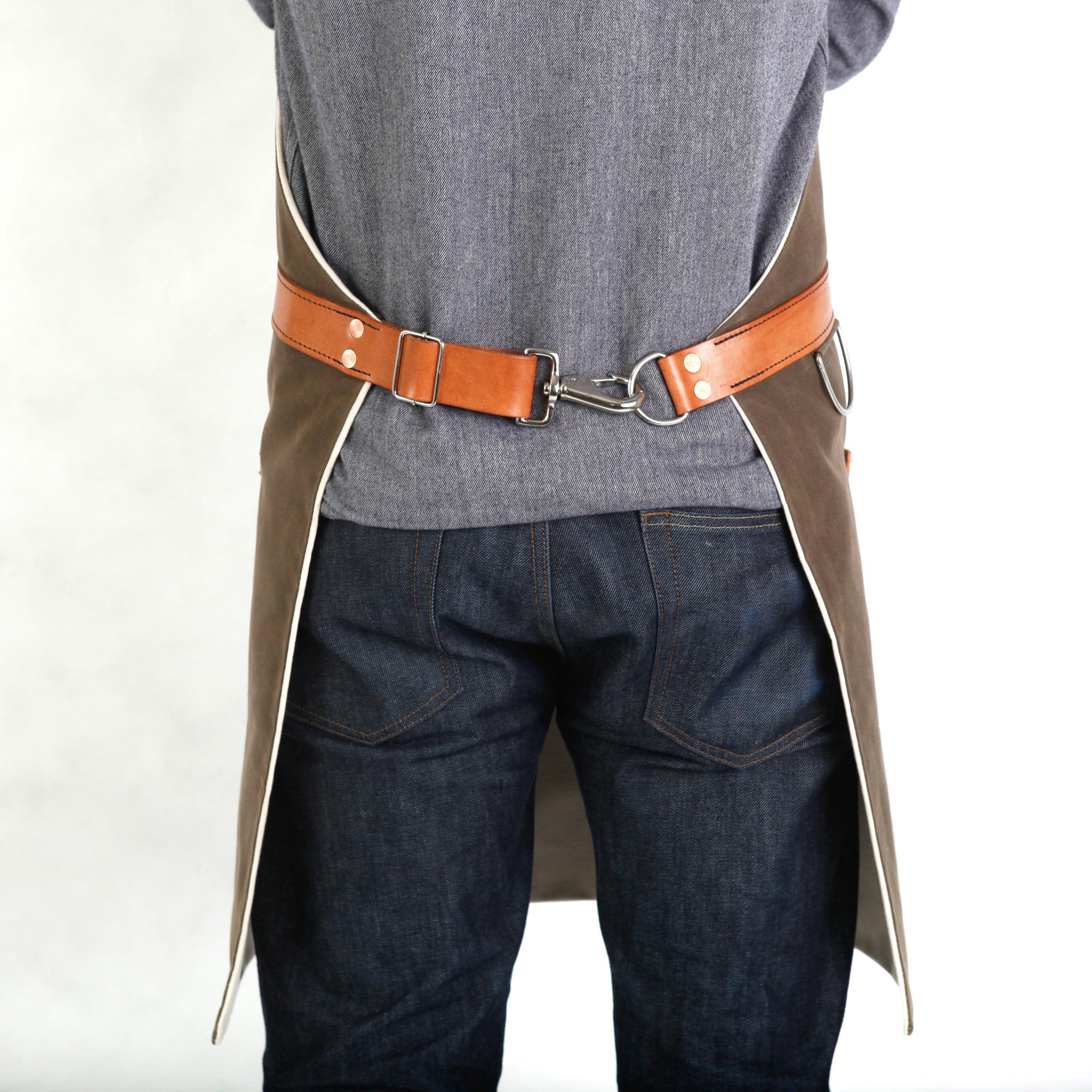 Rugged Apron - Waxed Canvas - Dark Oak