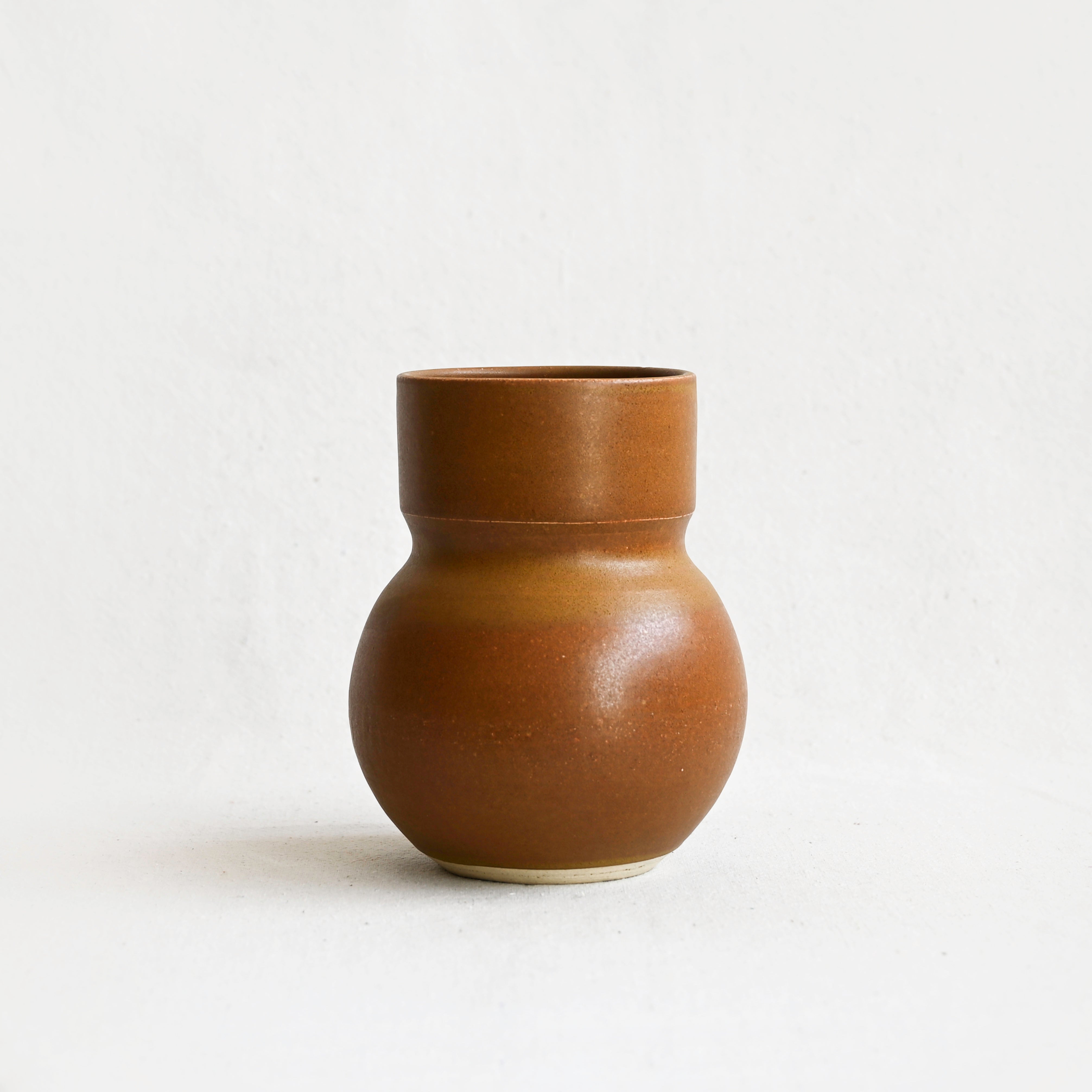 Large Straight Lip Dark Honey Vase