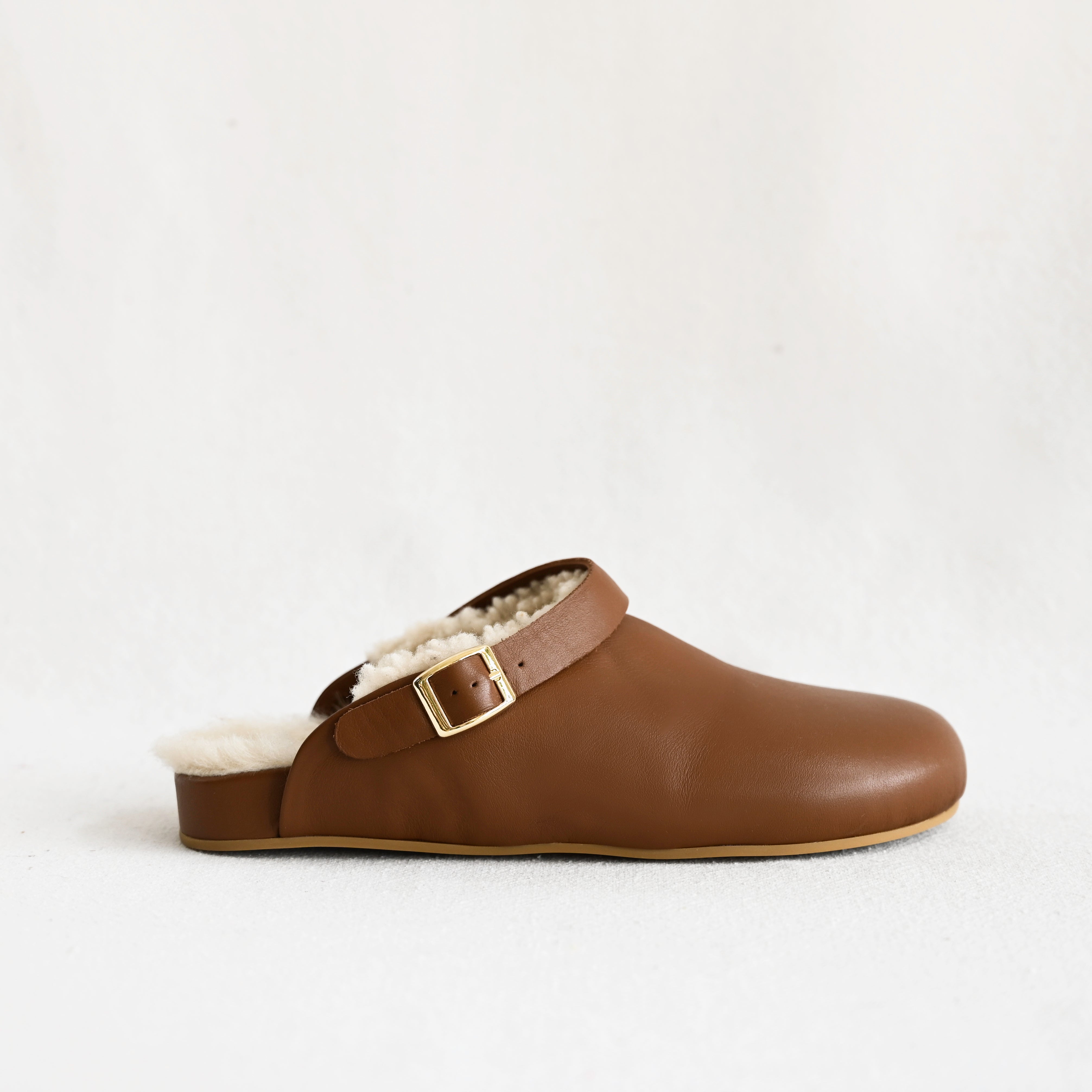 Clog with Shearling - Umber