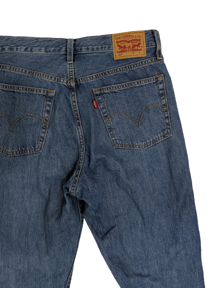 27x32] Levis 501 Distressed Jeans – Flashbacks Recycled Fashions