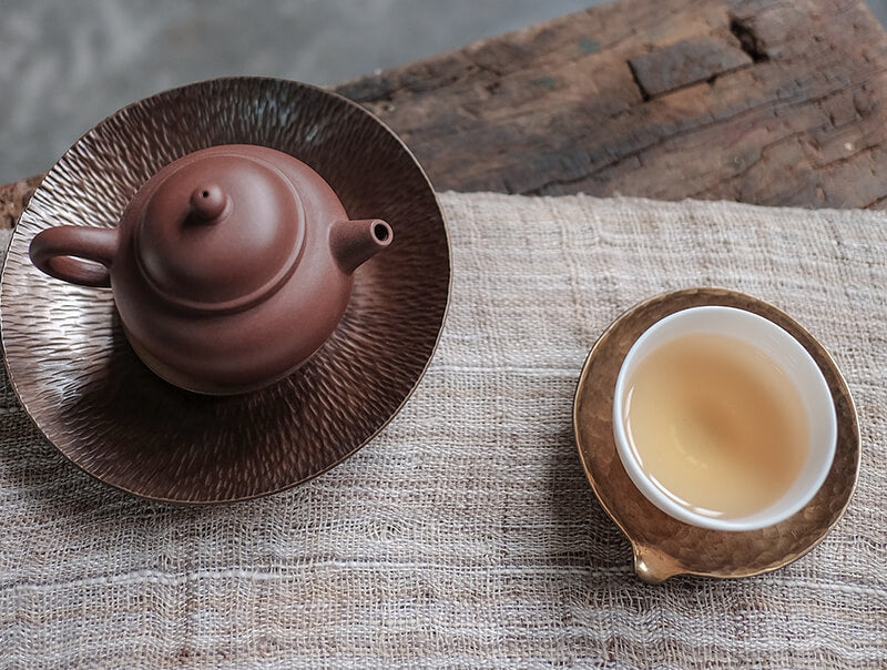 How To Clean Tea Stains From A Teapot