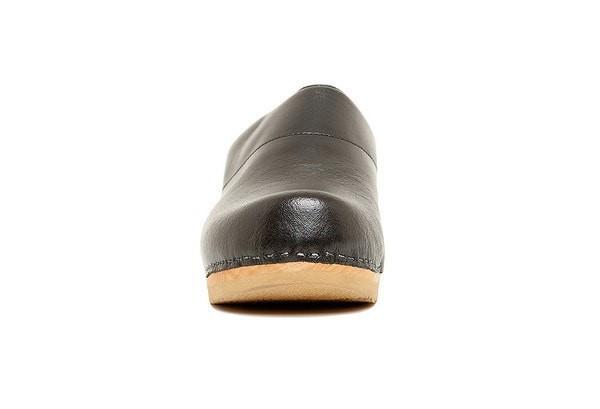leather chef clogs