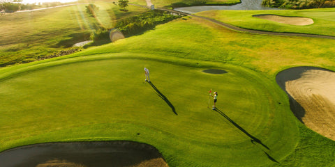 Golf putting green