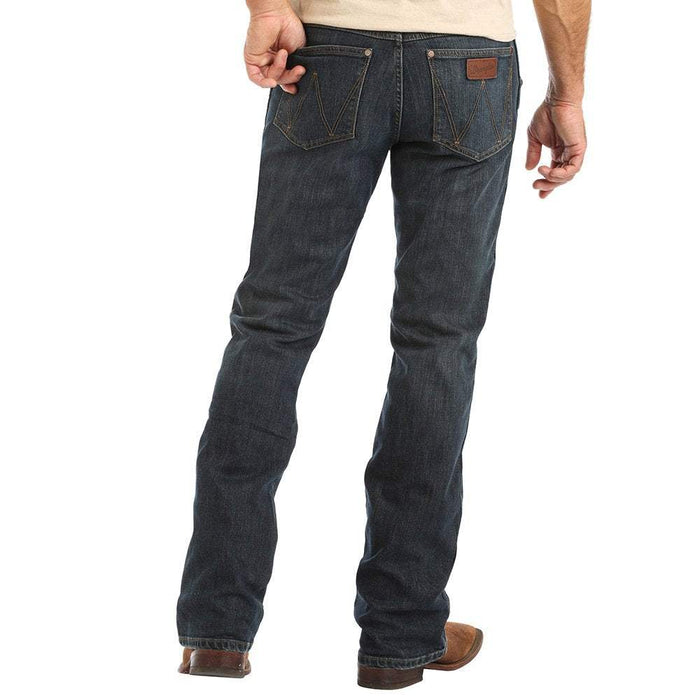 Wrangler Men's Retro Relaxed Boot Cut