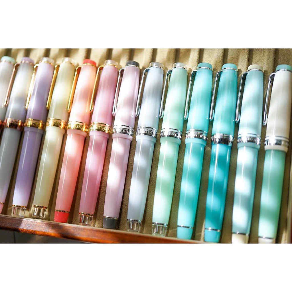 @saara_goldy Instagram Post Sailor Fountain Pens