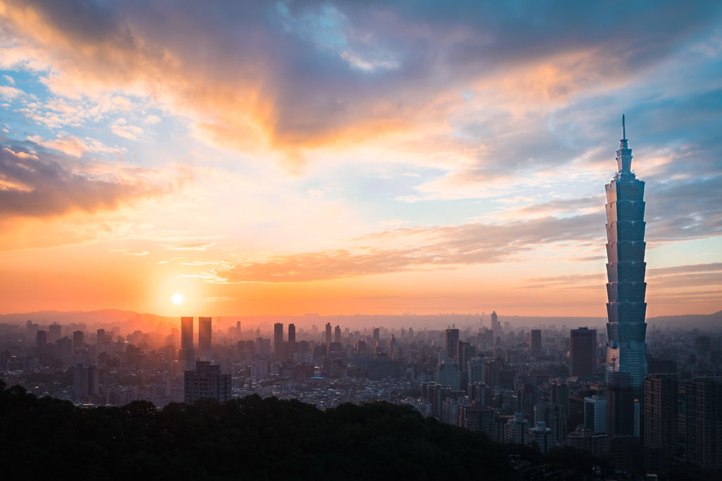 Where Are Laban Fountain Pens Made - A Sunset Over A City In Taiwan | EndlessPens