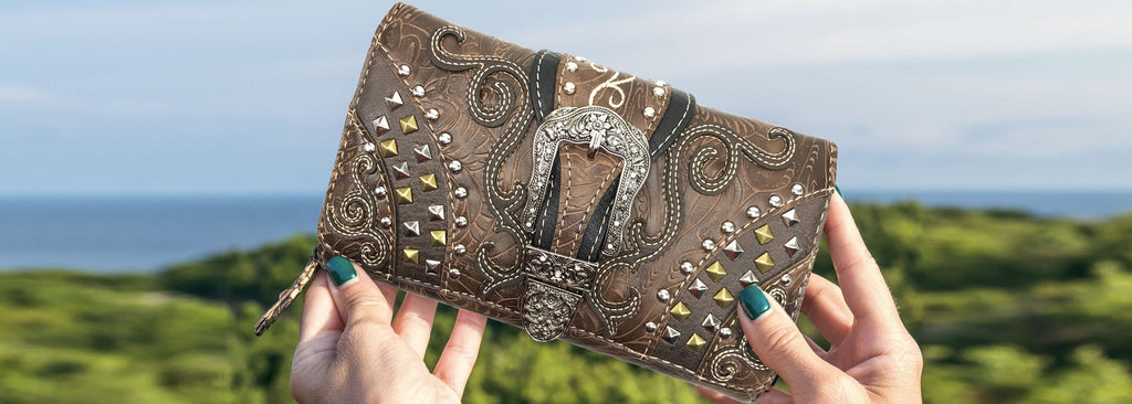 Justin West Concealed Carry Clydesdale Buckle Studded Tooled Trifold Wallet