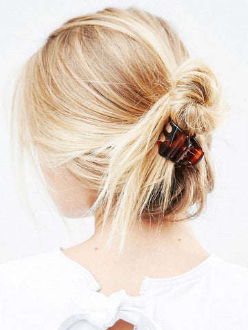 french twist with claw clip, spring trends, summer trend