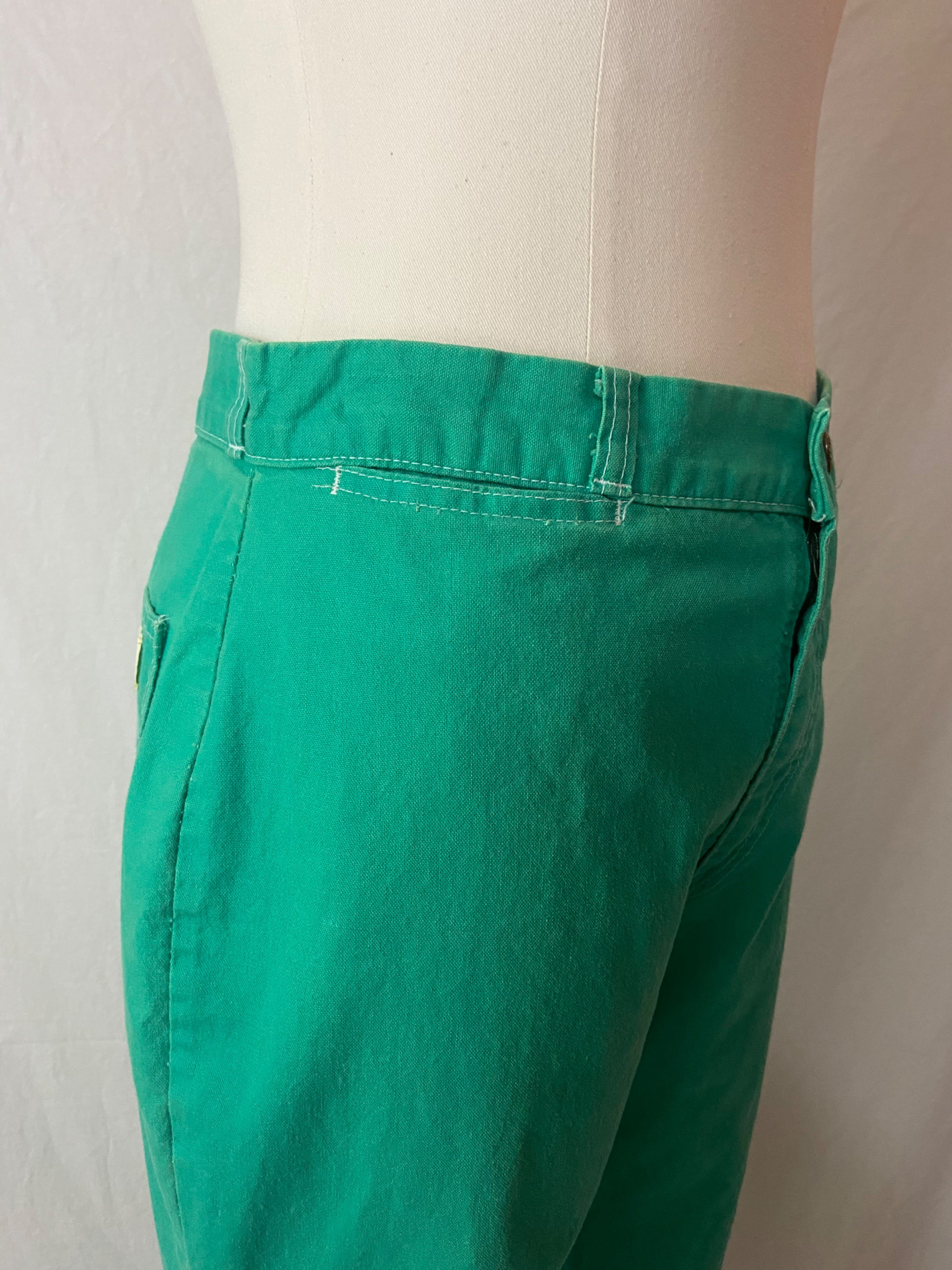 Vintage 70’s Green Straight Leg Woven Pants by Trés Bien | Shop THRILLING