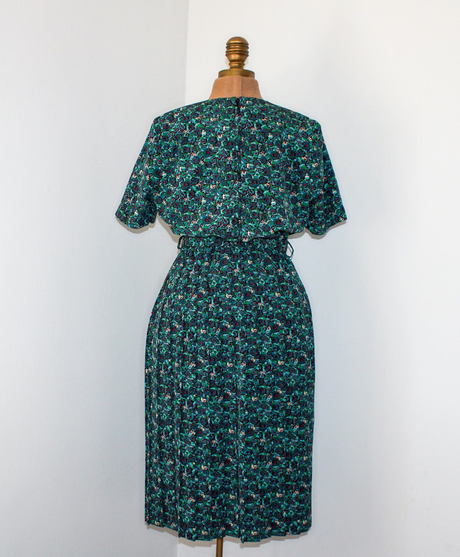 Vintage 80's Green Pleated Floral Dress by Breli Originals | Shop THRILLING