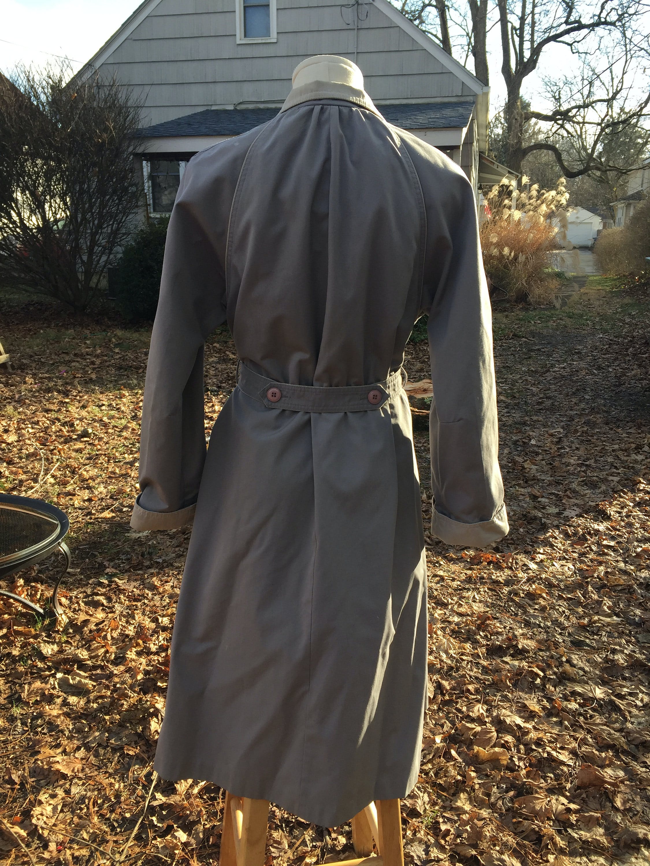 Vintage Gray Belted Button Up Trench Coat by Fleet Street | Shop THRILLING