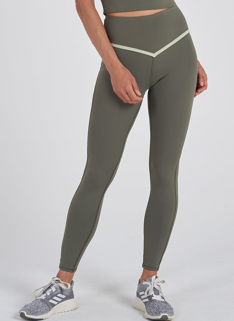 Lululemon Extra Mile Tight (Reflective 28) - Black - lulu fanatics