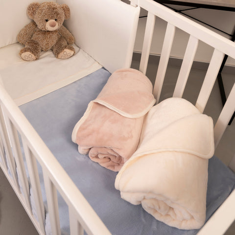 Decke für Babys aus Microfleece, einfarbig – flauschig