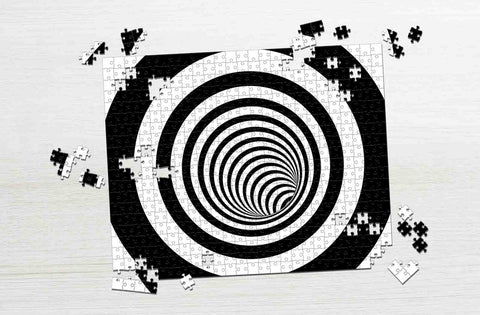Black and white tunnel illusion challenging brain teasers