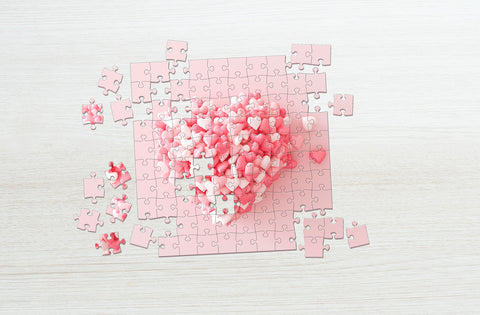Cute pink hearts Valentine’s Day puzzle
