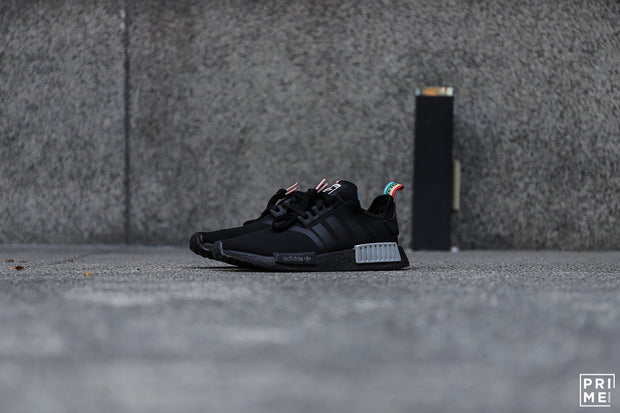 nmd r1 black silver