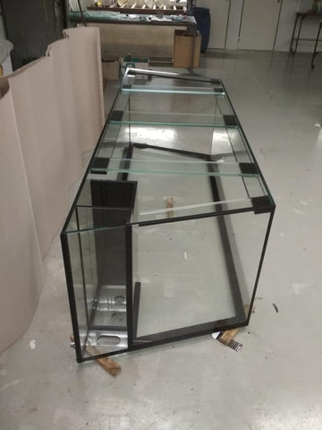 Sonderanfertigung Aquarien Glas