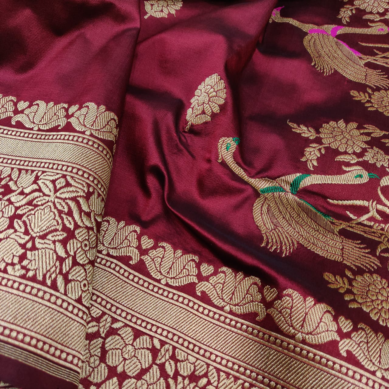 Buy Saree Mall Maroon Floral Linen Blend Banarasi Saree - Sarees for Women  16287684 | Myntra