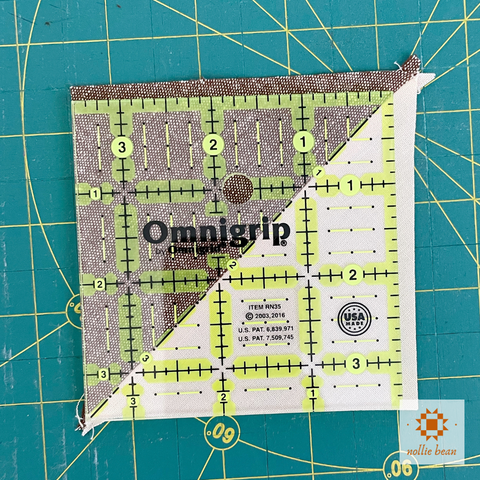 Tutorial: Half Square Triangles with the Cinnabar Quilt – Nollie + Bean