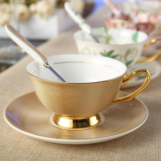 https://cdn.shopify.com/s/files/1/0119/6811/8865/products/san-rocco-italia-tableware-cup-saucer-and-spoon-sets-fine-bone-china-37731645751516.jpg?v=1693915596&width=533