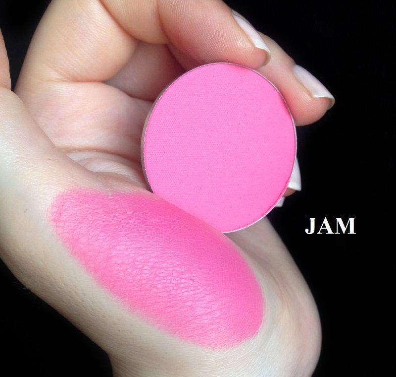 Neve Cosmetics Blush in Cialda Jam