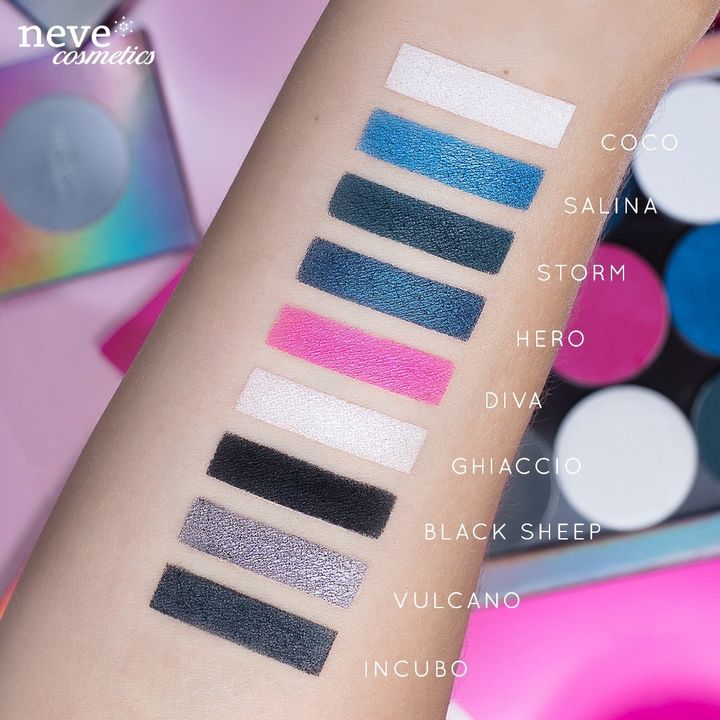 swatches Neve Cosmetics Ombretto in Cialda