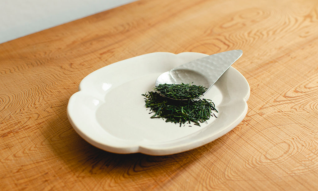 お茶を美味しく味わうために 茶葉の正しい保存方法と消費期限は 煎茶堂東京オンライン