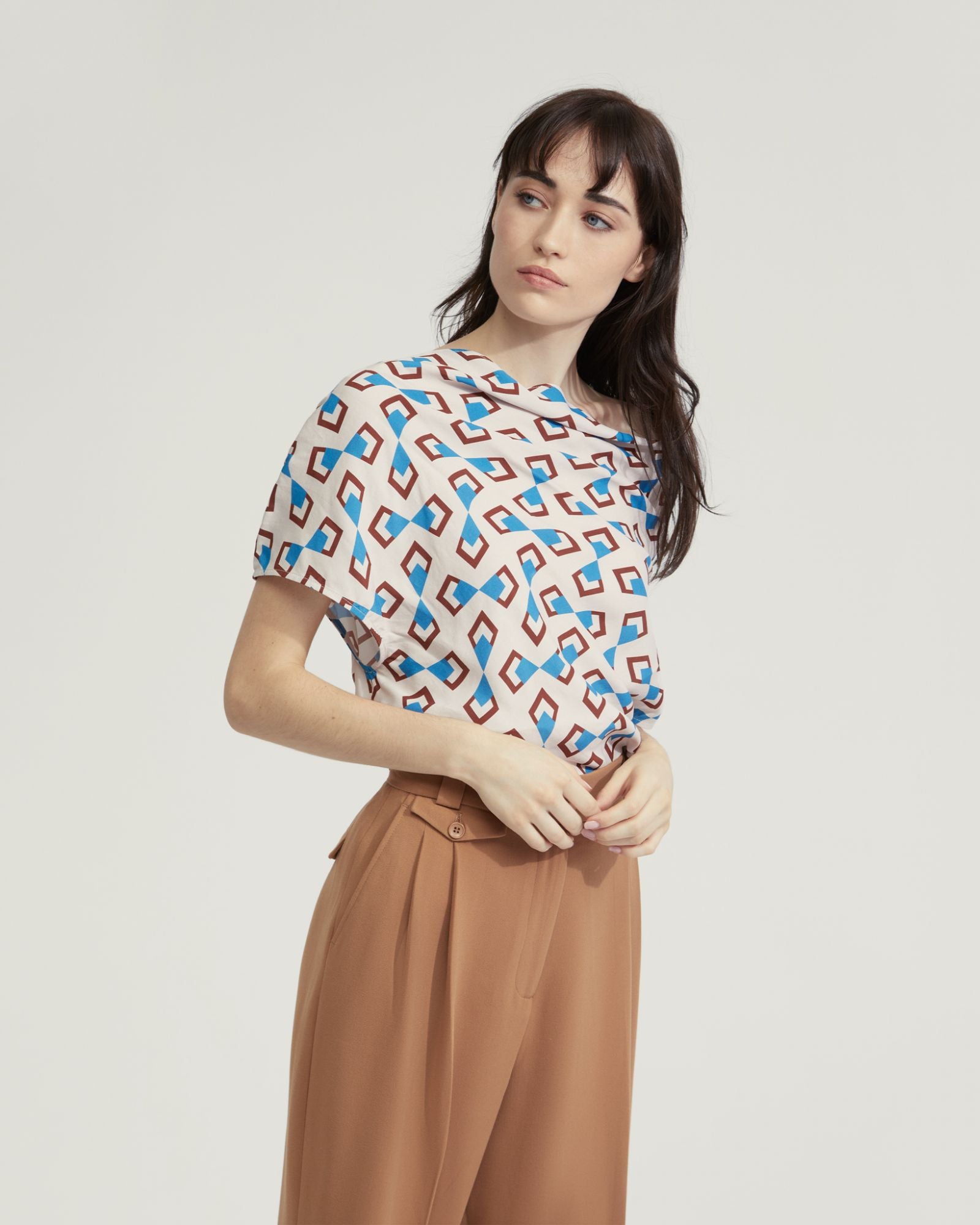 SAMARA GEO PRINT TOP