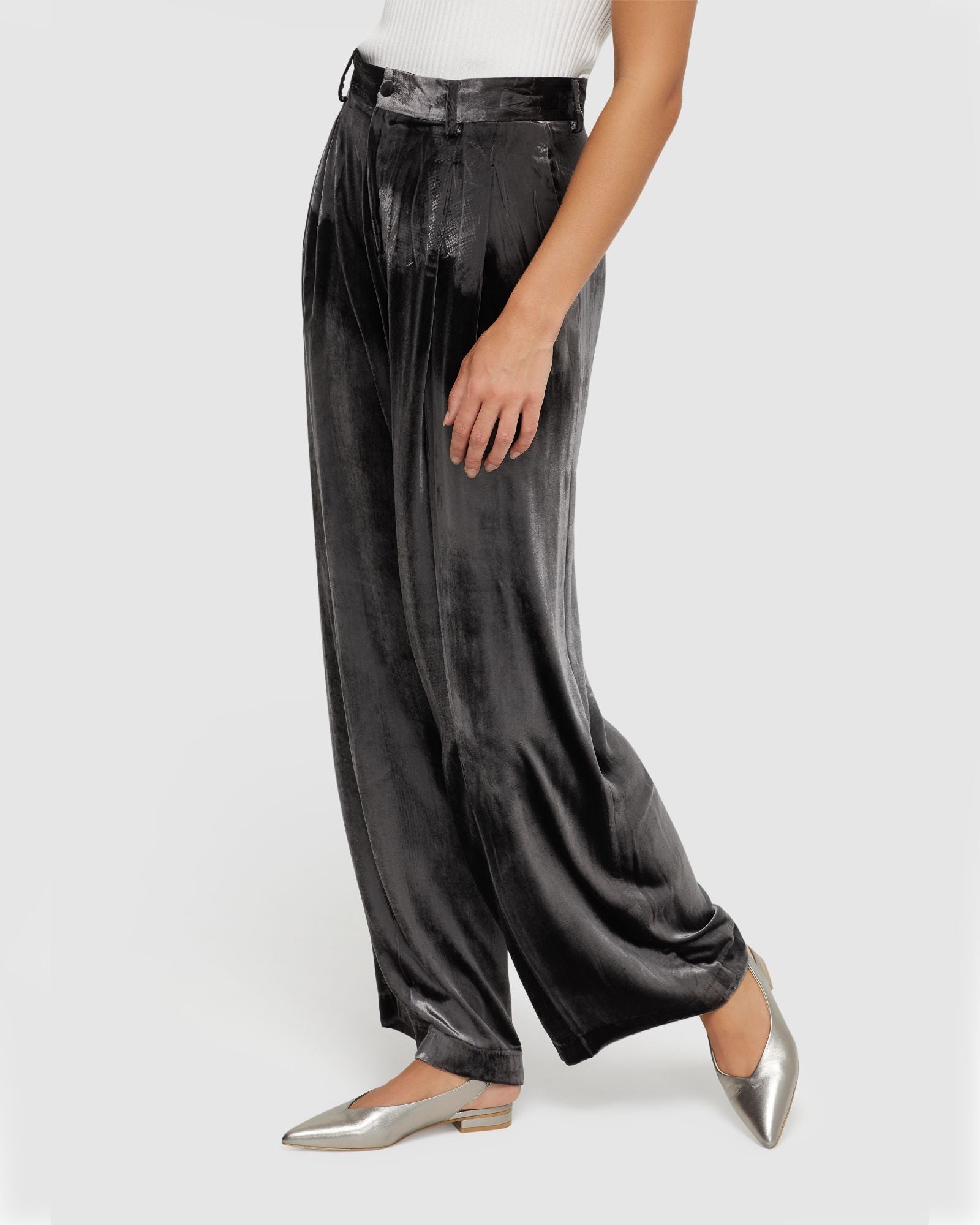 STELLA SILKY VELVET PANTS