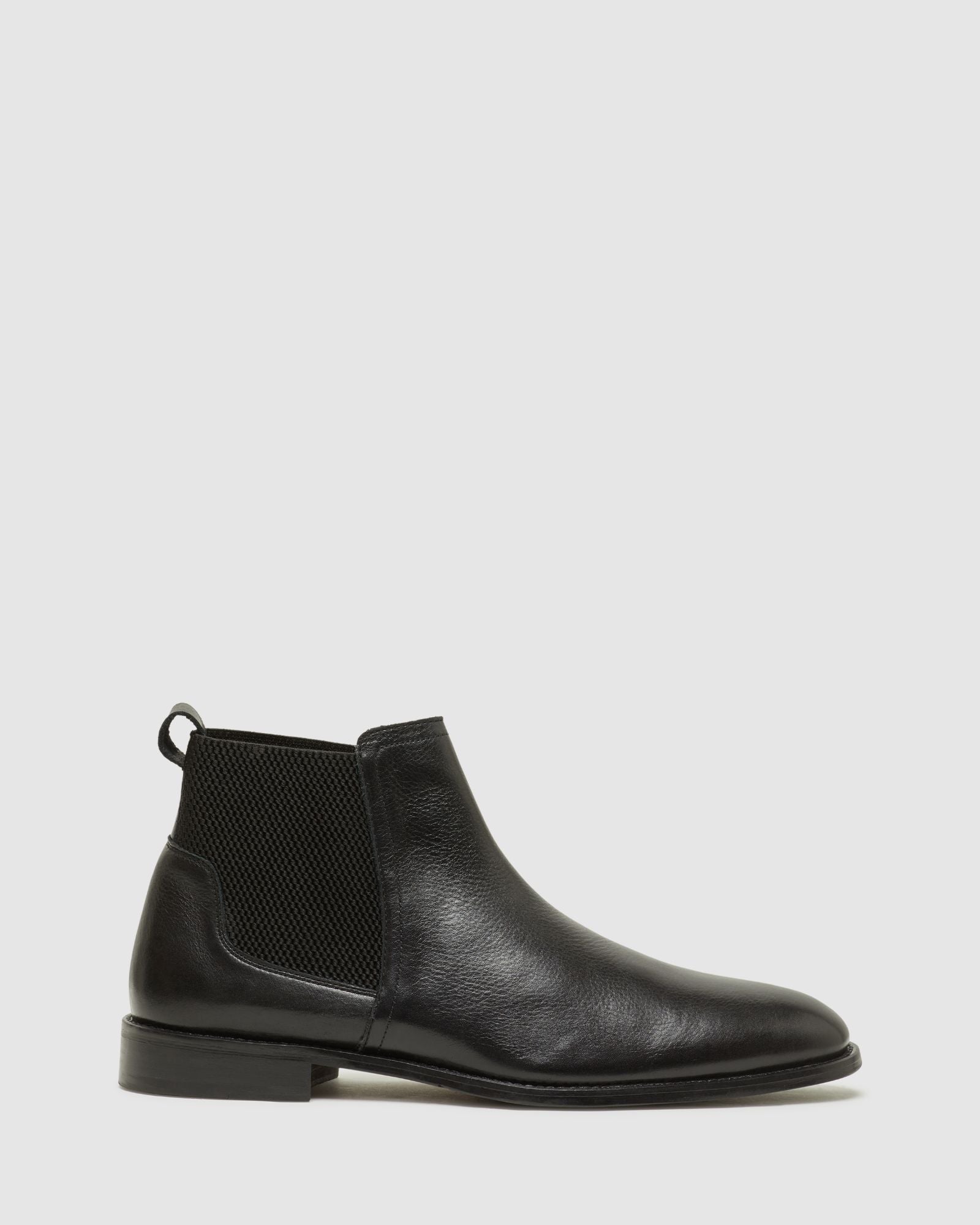 CONN LEATHER CHELSEA BOOTS