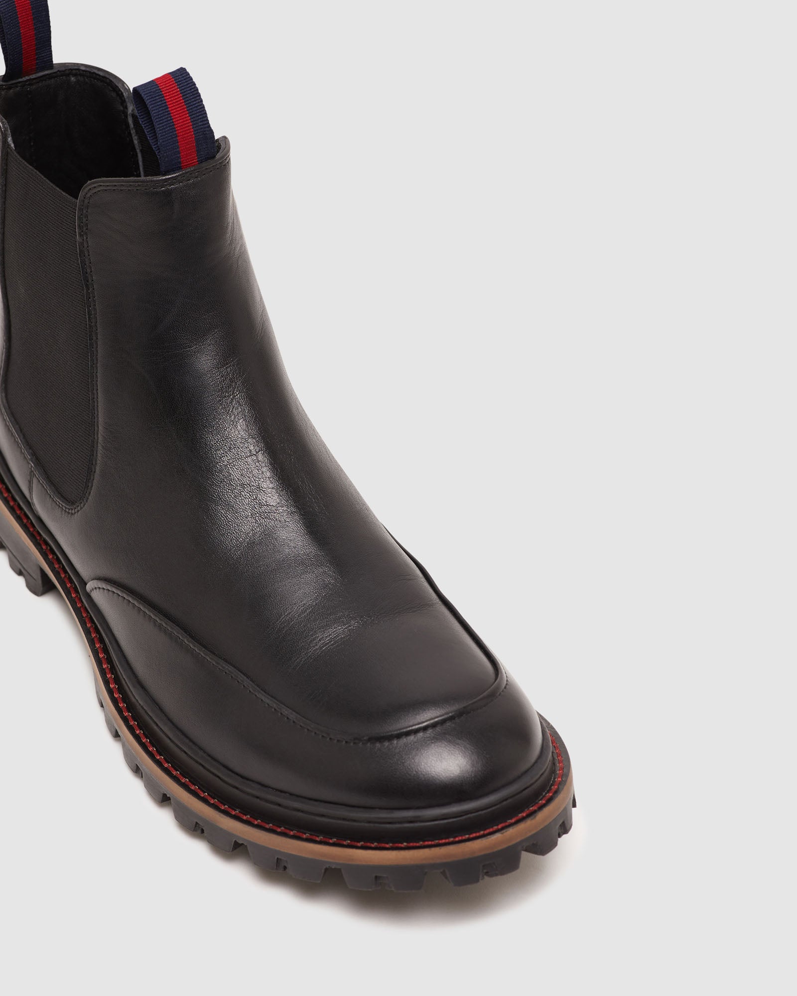 JAVON CHELSEA BOOT