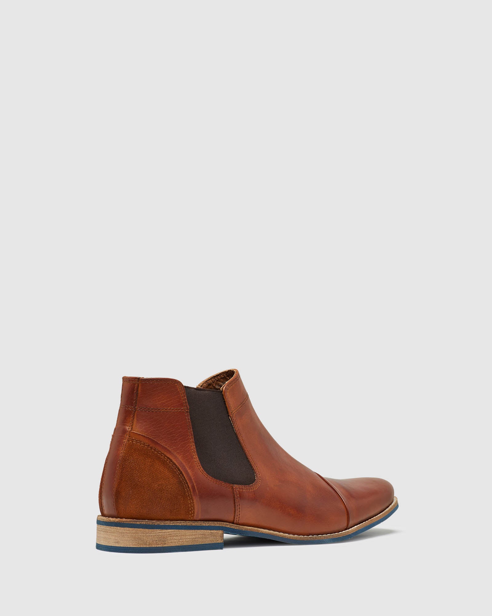 JACE LEATHER SHORT CHELSEA BOOTS