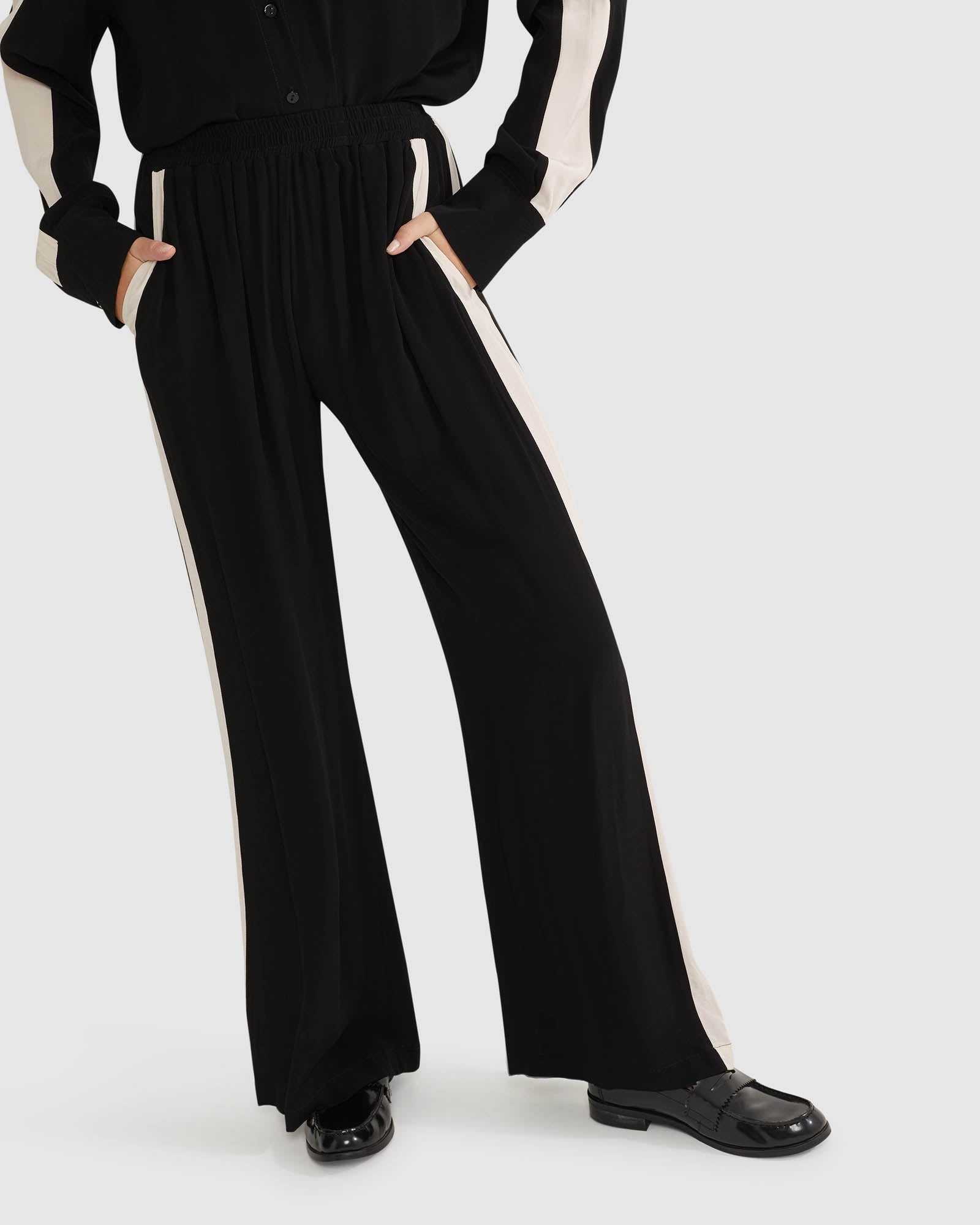 CHANTEL CONTRAST PANEL PANTS