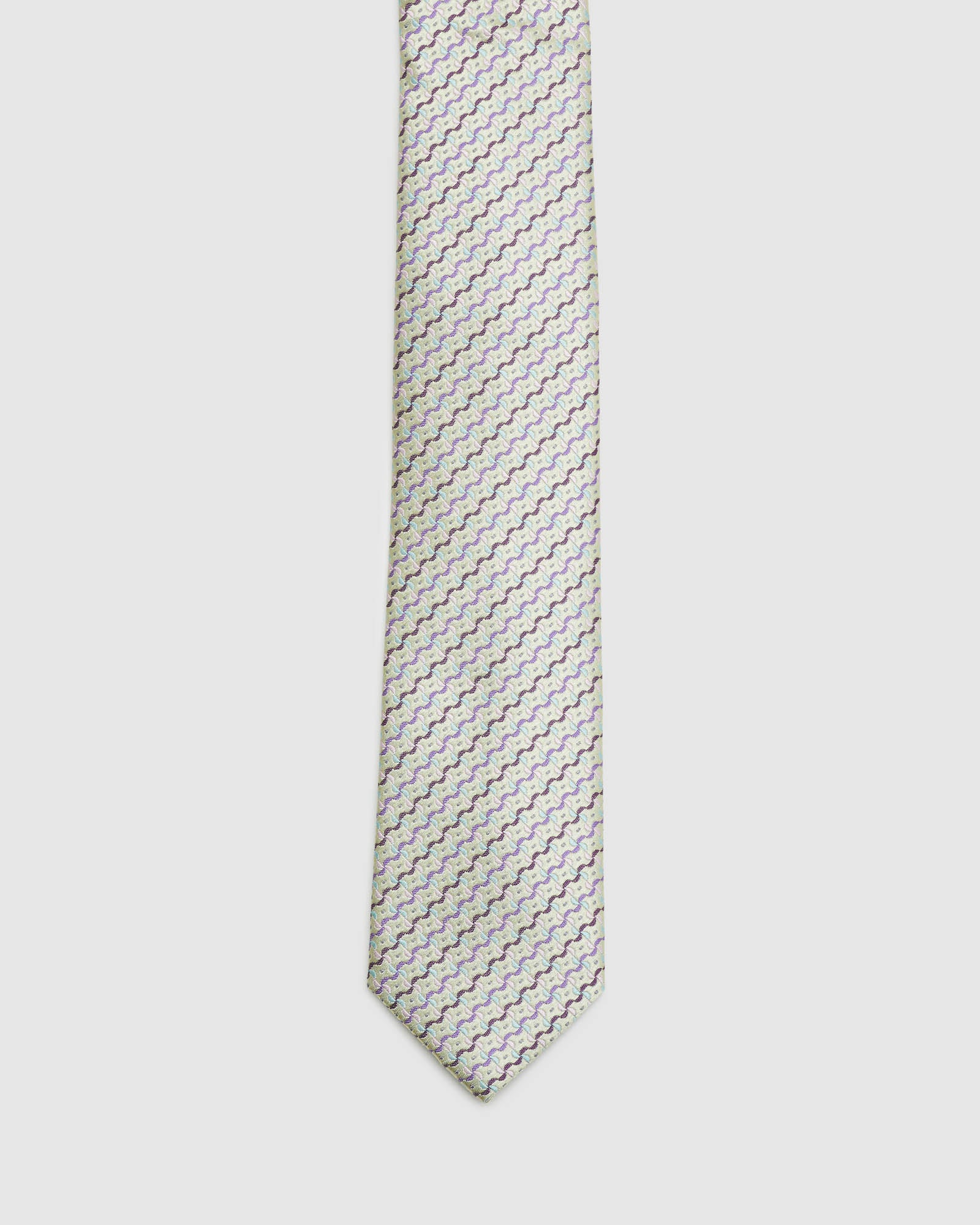 PARTY FAVOUR SILK TIE