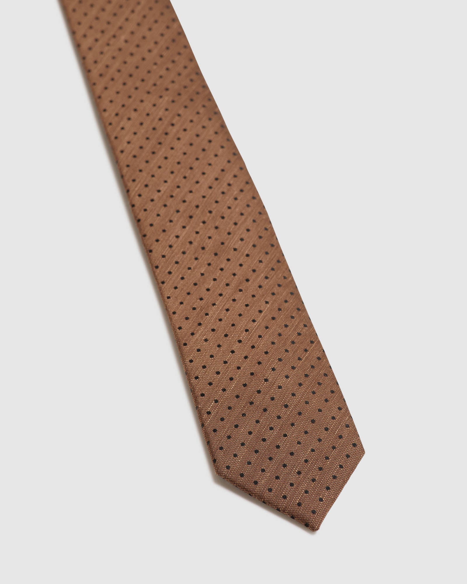 GOLDEN SPOT TIE