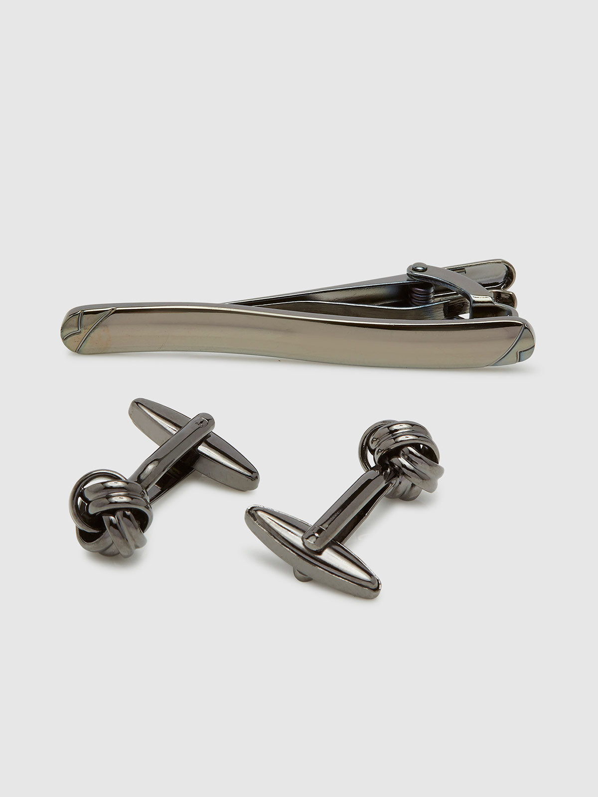 CUFFLINKS/TIE CLIP SET KNOT