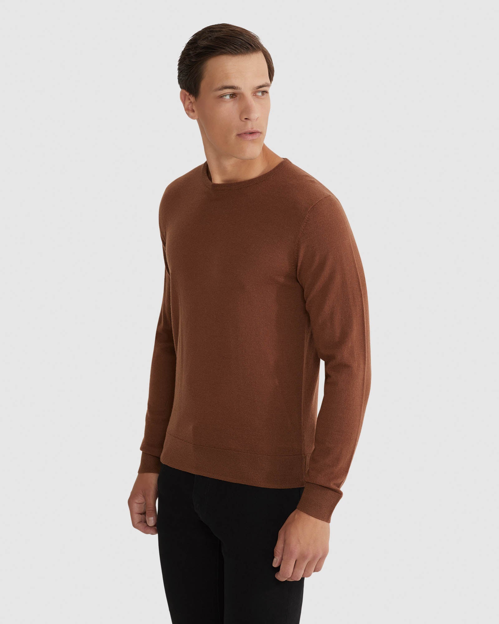 MERINO CREW NECK KNITTED PULLOVER