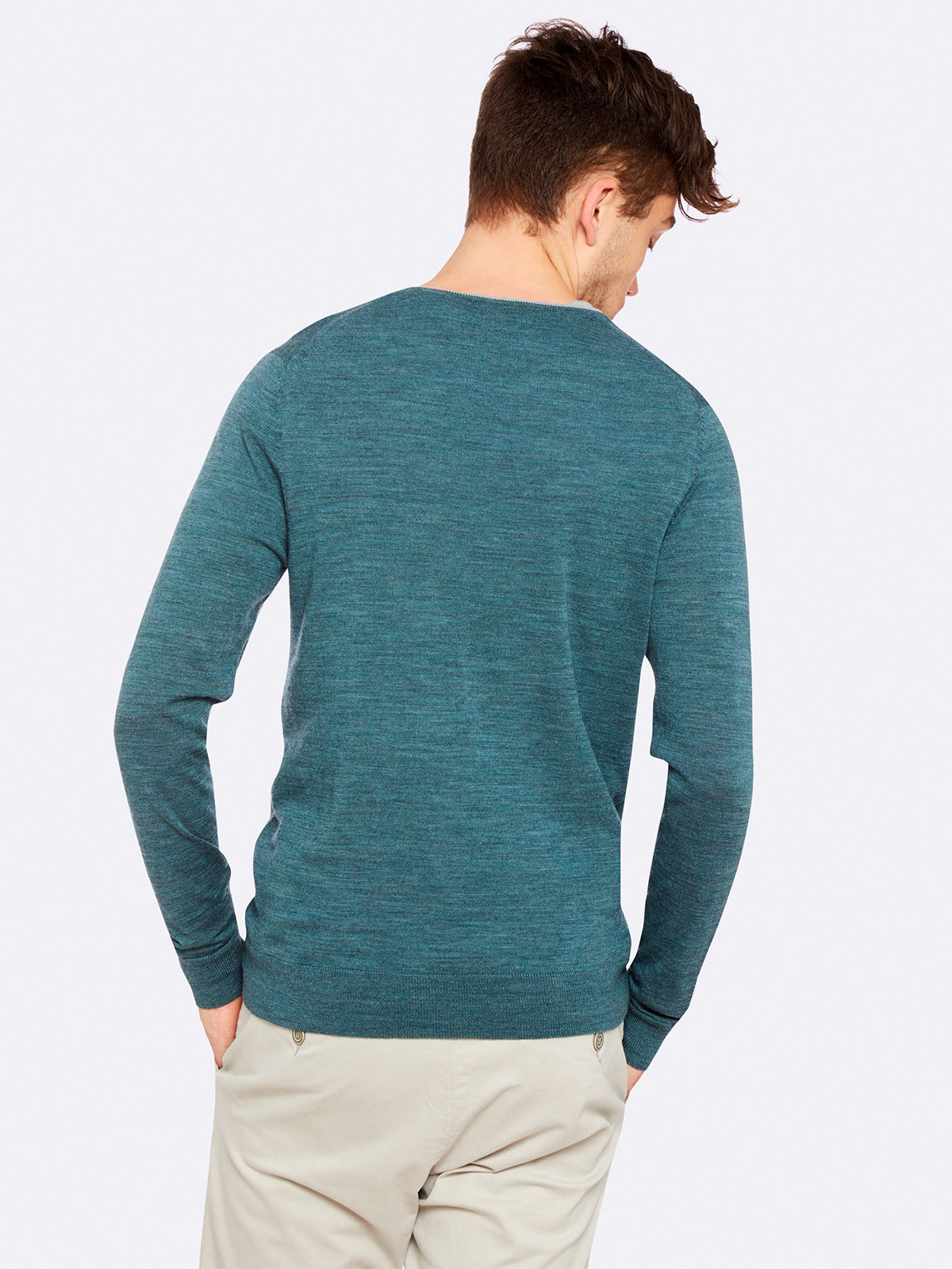 PERRY V-NECK TIPPING PULLOVER