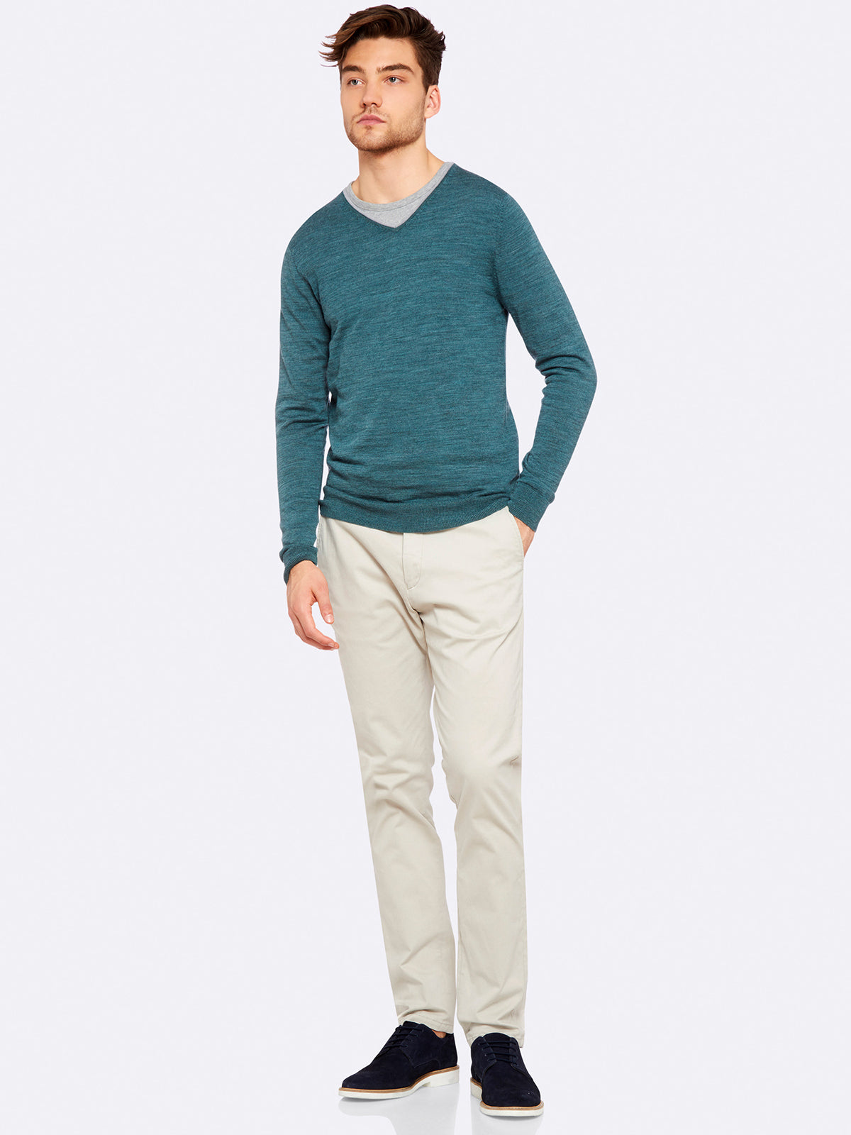 PERRY V-NECK TIPPING PULLOVER