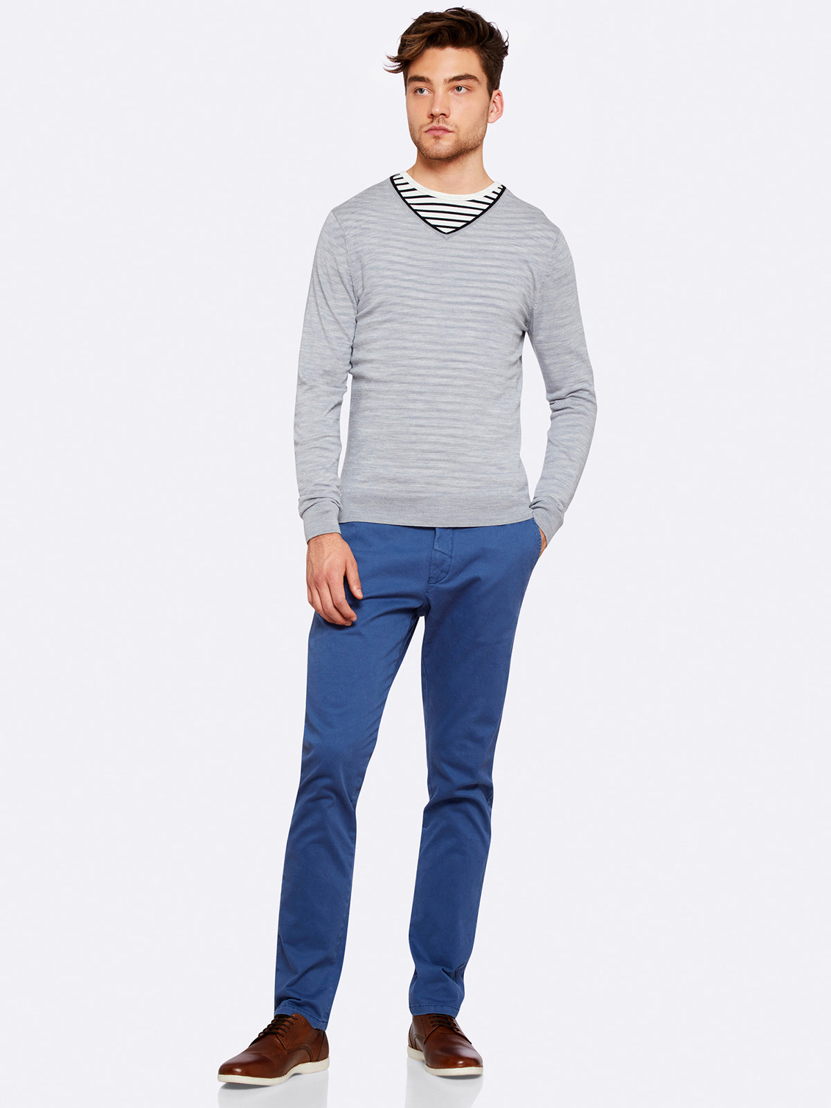 PERRY V-NECK TIPPING PULLOVER